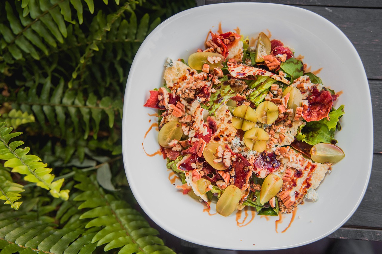 ¿Puedo usar el mismo envase para ensaladas y para pasta caliente?