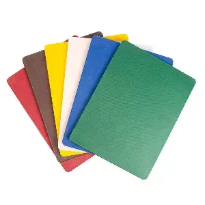 Set di 6 taglieri in 6 colori   40x30x1 cm colori varie ldpe (1 unità)